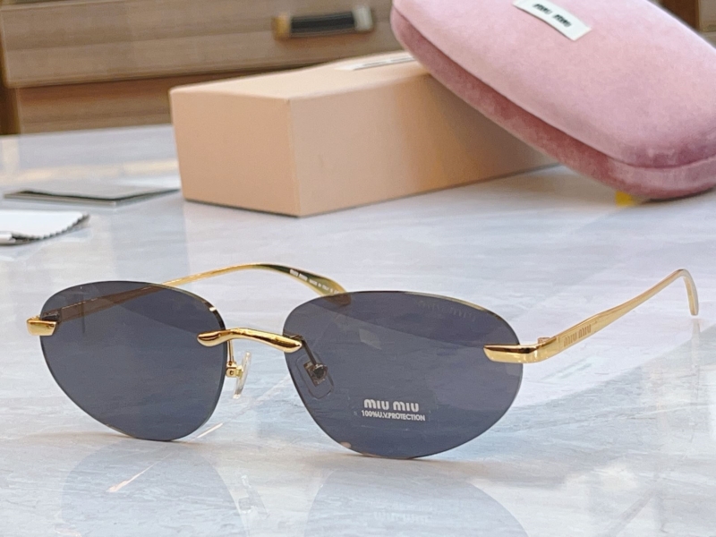 MIU MIU